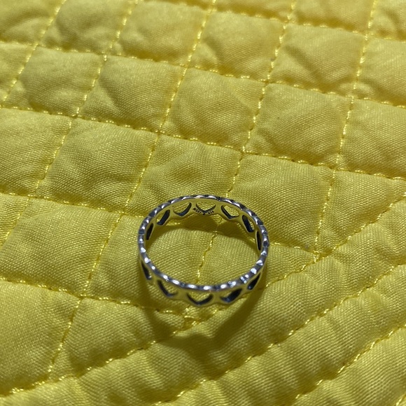 James Avery Tiny Hearts Band - Picture 2 of 7